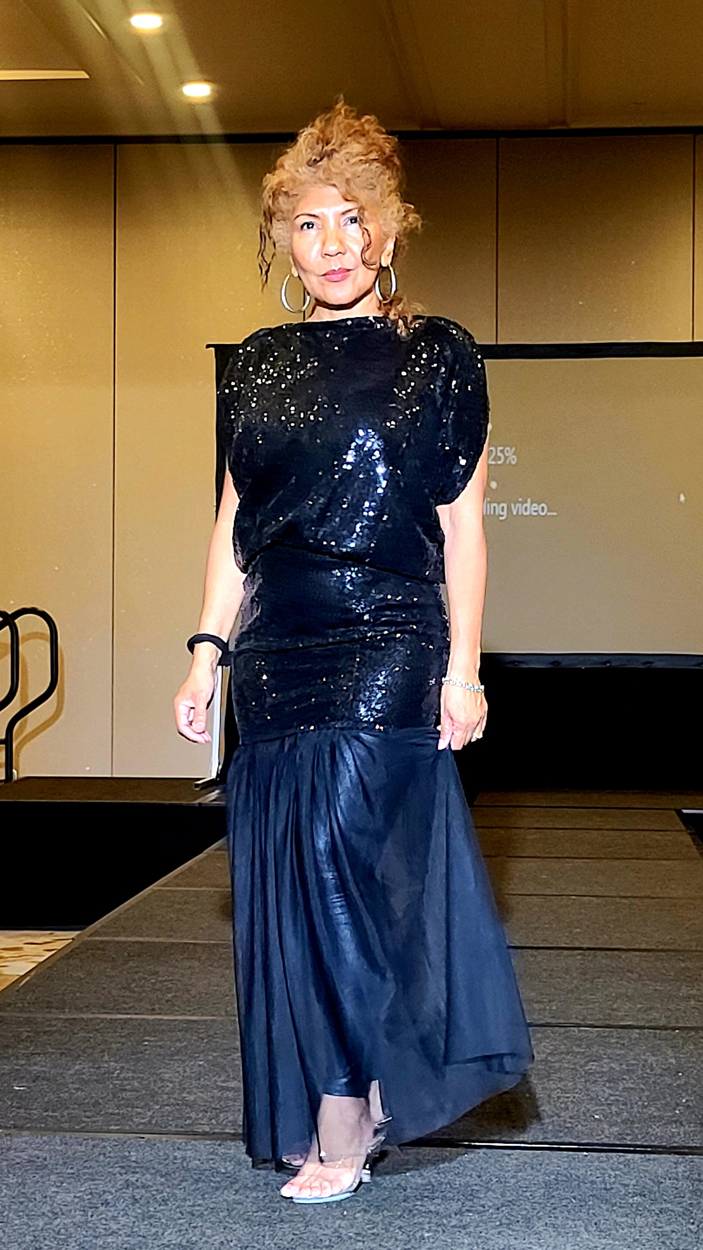 Beautiful Universe. Changing the way we shop. It's all about redesigning to fit todays demaning styles. Ethically made fashion. So, cross the line from So-So to spectacular with this stunning two-piece set. Effortless, with sequins and an elegant...