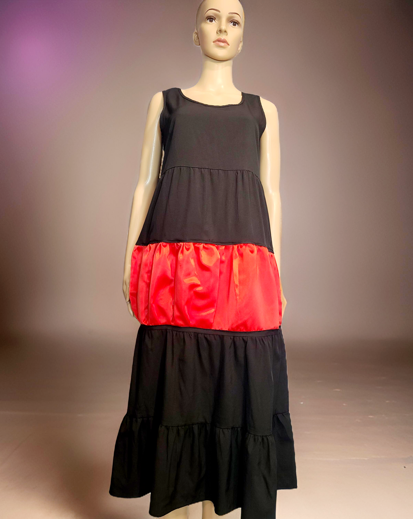 Buy Fashion with Legitimate value. One of the biggest challenges of fashion is re-design what already exists. Eliminate the problem of clothing in the landfill
