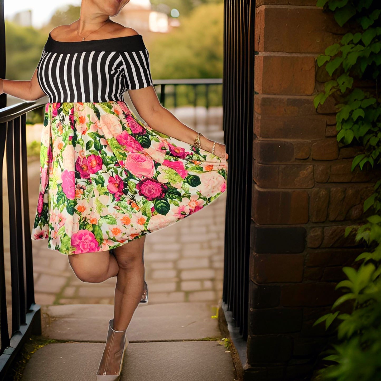 Discover Tell me a Story - a dress that combines the latest trends with vintage charm. Made with unique, sustainable fabrics, this one-of-a-kind piece will turn heads and spark conversation. Buy less, buy better, and feel good knowing you're wearing