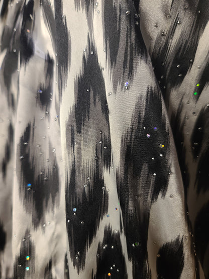 Women’s Strapless Tube Top M Abstract Black White Gray Beaded Sequin Pullover